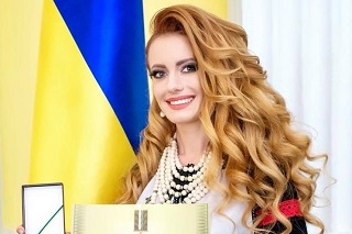 Співачка з Полтавщини отримала президентську відзнаку