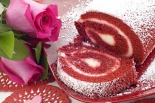Десерт на 14 февраля: готовим ягодный рулет