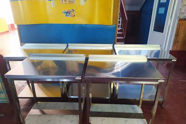 На Гребінківщині придбали сучасні шкільні меблі для харчоблоків