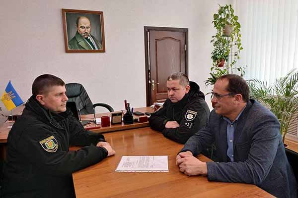 У територіальних громадах Полтавщини тривають обговорення перспектив впровадження проєкту «Поліцейський офіцер громади» у 2023 році
