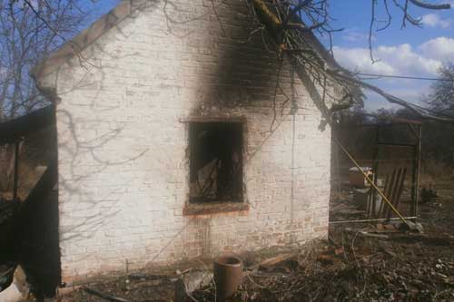 На Гребінківщині за минулий тиждень палали дві господарські будівлі