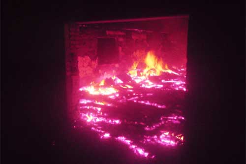 На Пирятинщині вогнеборці врятували будівлю пилорами від повного знищення полум’ям