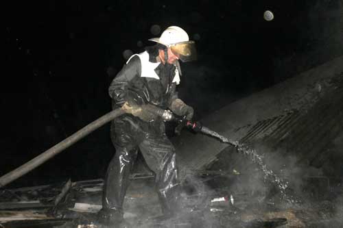 На Гребінківщині вогнеборці врятували житловий будинок від знищення пожежею