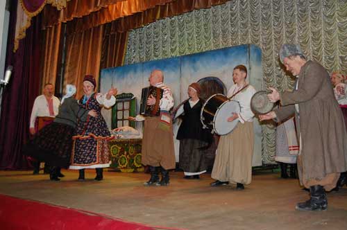  У Гребінці Дніпропетровський академічний театр показав виставу «Кайдашева сім’я»