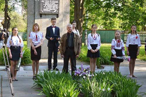 У Гребінці вшанували пам’ять загиблих у Другій світовій війні 