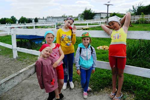 «Літо - 2016»: як на Гребінківщині школярі відпочивають в оздоровчому таборі «Веселка»