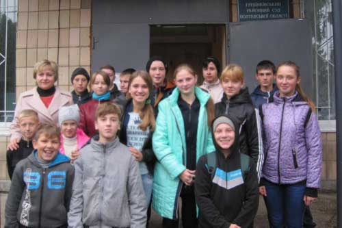 Школярам організували екскурсію до Гребінківського районного суду 