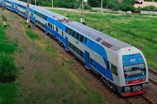 З 4 листопада "Укрзалізниця" запустить двоповерховий потяг, який зупинятиметься в Гребінці