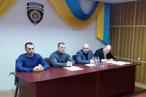 Керівництво главку поліції Полтавщини зустрілося з поліцейськими двої територіальних підрозділів