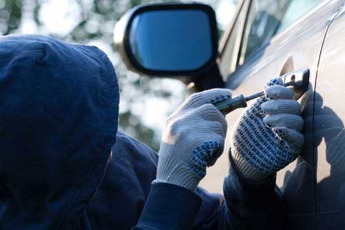 На Полтавщині зросла кількість крадіжок із салонів автомобілів та викрадення скутерів