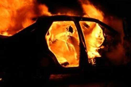 На Полтавщині вщент згорів автомобіль Volkswagen Jetta