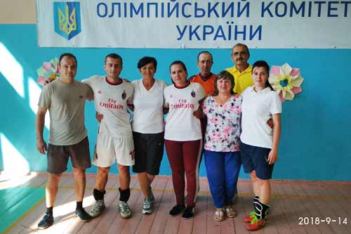 У Пирятині відбулися зональні змагання з міні-футболу і волейболу обласної Спартакіади серед працівників освіти