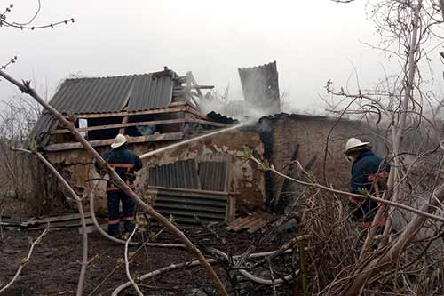  На Гребінківщині гасили пожежу в господарчій будівлі (ФОТО)