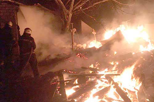 Вчора на Гребінківщині вогонь знищив житловий будинок, сінник, літню кухню та майно