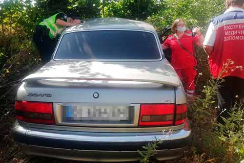 У Полтавській області легковик зʼїхав у кювет: водій поранився
