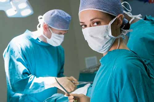 На Полтавщині заборонені планові операці, лікарні прийматимуть лише ургентних хворих і з коронавірусом