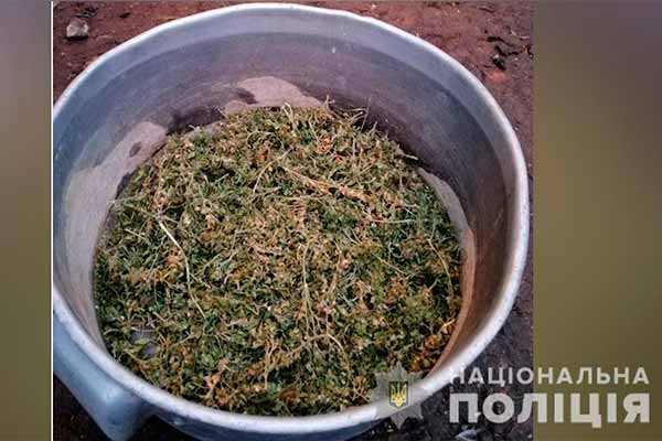 На Полтавщині поліція затримала 66-річного наркоторговця