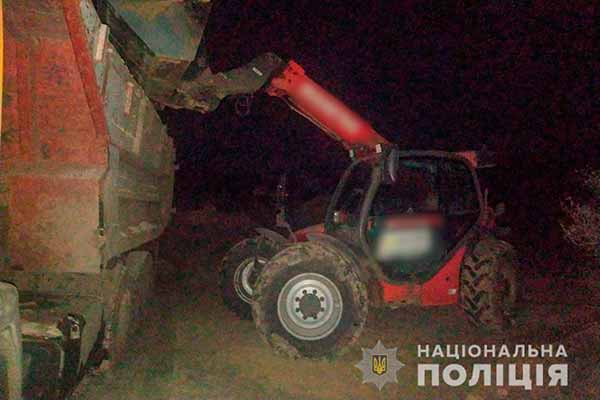 В одному з районів Полтавщини правоохоронці виявили незаконне вивезення піску