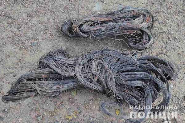 На Полтавщині чоловік вкрав кабель "Укртелекому", пошкодивши лінії зв’язку
