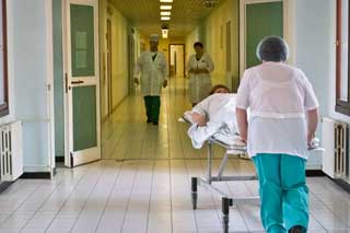 Медичні послуги в державних лікарнях стануть платними