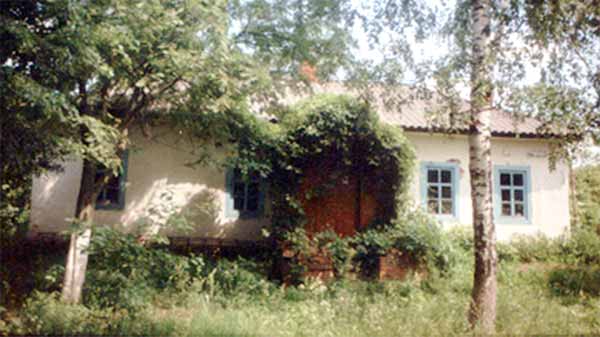 Хата у селі Березова Лука, де народився Петро Дяченко