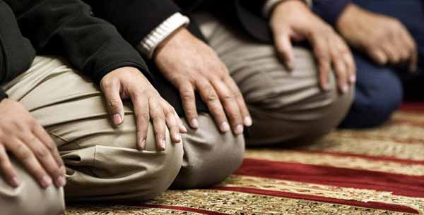Мусульмане и молитвы