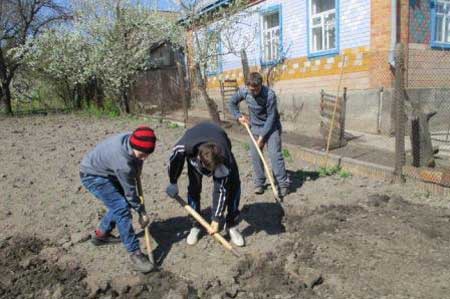 Гребінківська школа №1: Волонтерський загін "Турбота"
