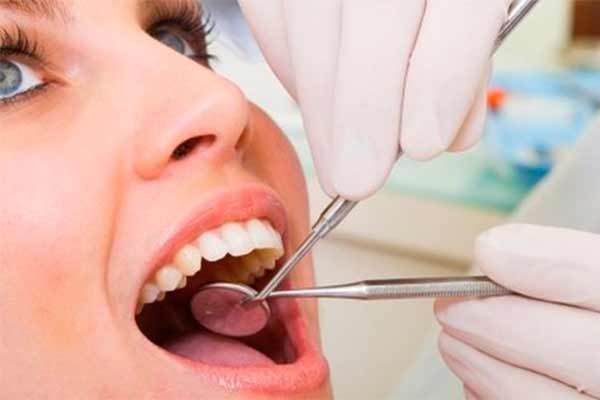 Клиника «Два Дантиста»: Почему важно вовремя лечить зубы?