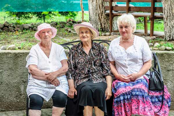 Дома с социальным обслуживанием пожилых людей в Санкт-Петербурге