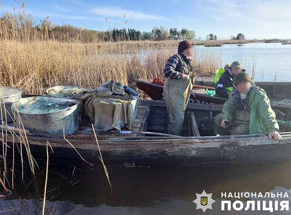 На Полтавщині поліція викрила браконьєрів на воді