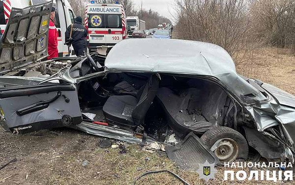 ДТП на Полтавщині: травмовано трьох поліцейських