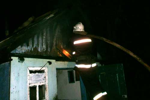  На Гребінківщині вогнеборці врятували приватну літню кухню від знищення полум’ям 