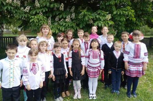 У школах Гребінківщини відзначили День вишиванки