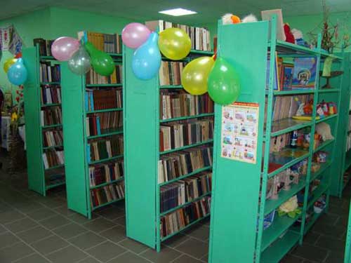 У селі Вікторія, що на Пирятинщині, відкрито сучасну бібліотеку