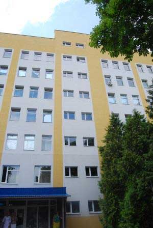 У Лубнах відкрили відремонтоване Поліклі­ніч­не відділення для до­рос­