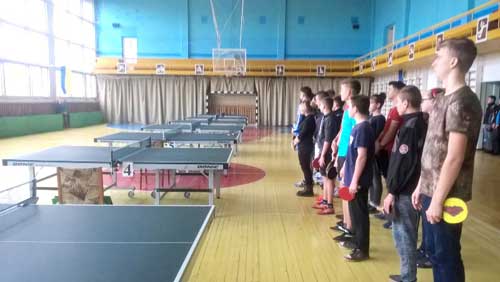 Змагання з настільного тенісу серед школярів