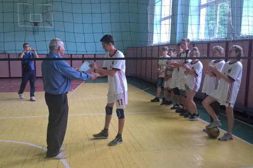На Гребінківщині розіграли першість району з волейболу серед школярів