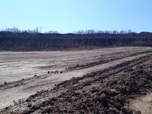На Полтавщині СБУ зафіксувала розкрадання глини та піску