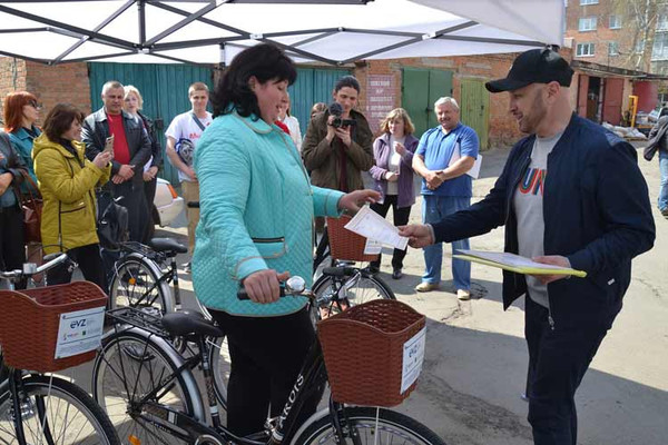 На Полтавщині для волонтерів придбали нові велосипеди