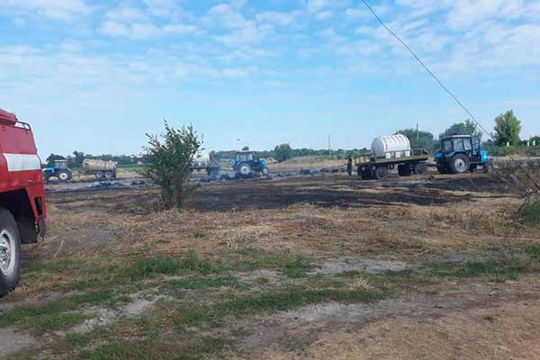 Пожежа на Полтавщині: вогонь знищив 60 тонн соломи