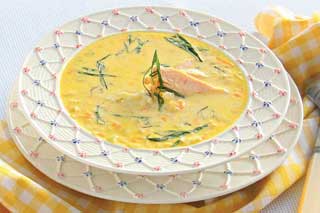  Нежный рисовый суп с курицей и <b>базиликом</b> 
