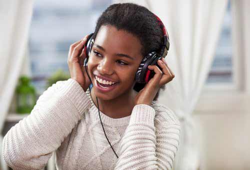 слухати музику корисно для покращення пам'яті