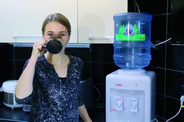 Чем почистить кулер для воды в домашних условиях?