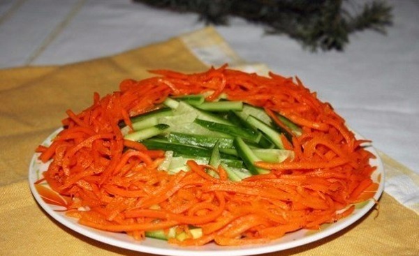 Салат со шпротами и корейской морковью