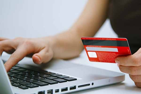 Інтернет шахраї