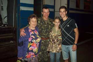 Родина загиблого Героя АТО отримала допомогу від Валерія Головка