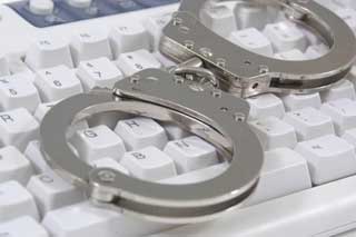 Полтавця затримали за розповсюдження порнографії