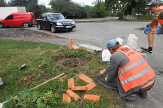 Ремонт горловин, заміна каналізаційних люків 
