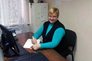 Старший секретар Гребінківського районного суду Полтавської області Черниш Валентина Анатоліївна