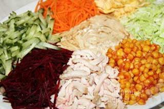 Сборный салат «Абриколь»